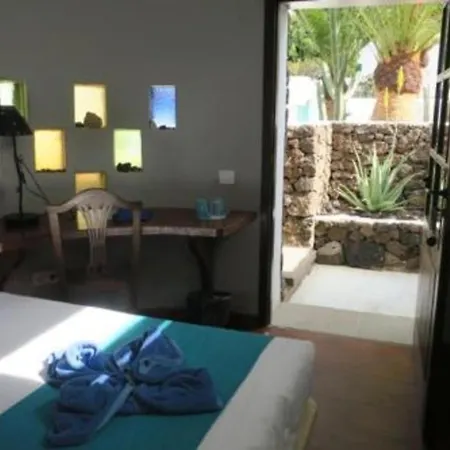 Apartment Doble Con Desayuno, Wifi Gratis, Estupenda Piscina En Yaiza Yaiza (Lanzarote)