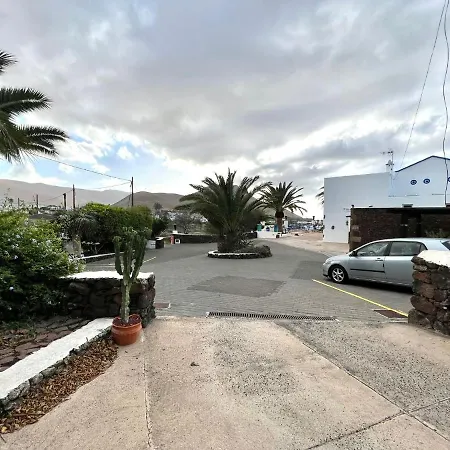 Apartment Doble Con Desayuno, Wifi Gratis, Estupenda Piscina En Yaiza