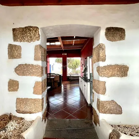 Doble Con Desayuno, Wifi Gratis, Estupenda Piscina En Yaiza Apartment *