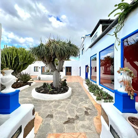 Doble Con Desayuno, Wifi Gratis, Estupenda Piscina En Yaiza דירה יאיזה