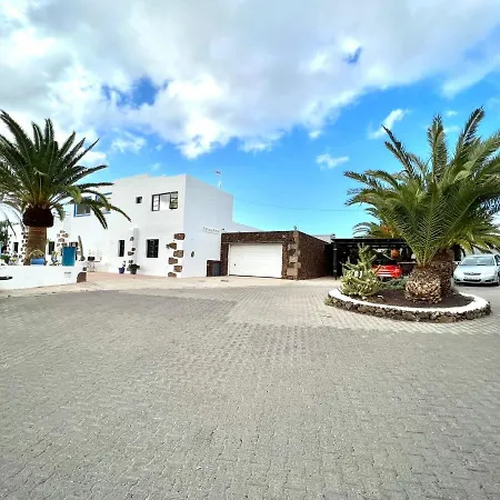 דירה Doble Con Desayuno, Wifi Gratis, Estupenda Piscina En Yaiza *